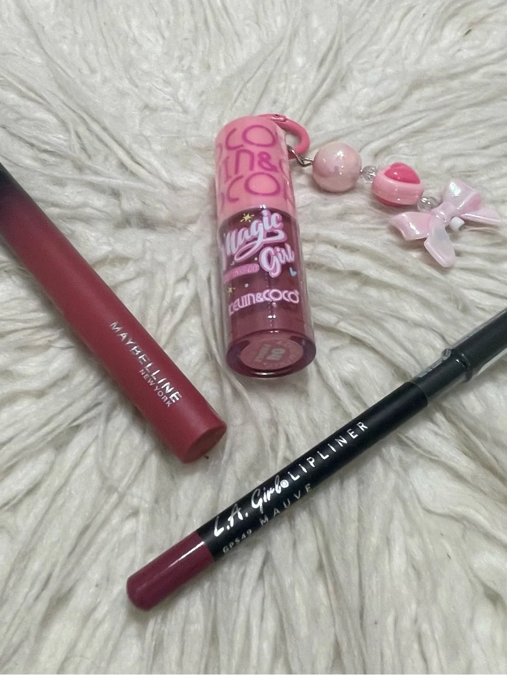 Ale-Hop Pink Gift Set with Maybelline Lipstick & L.A. Girl Lipliner